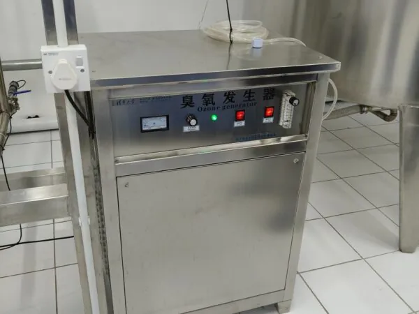 Ozone generator for PET bottled water production line